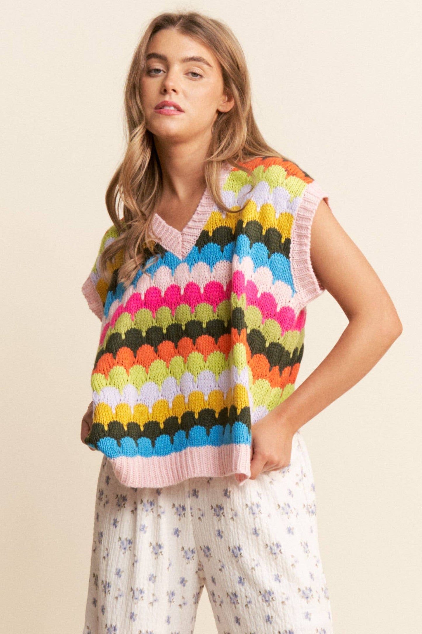 Mulitcolor Fish Scales Design Knit Vest S-L