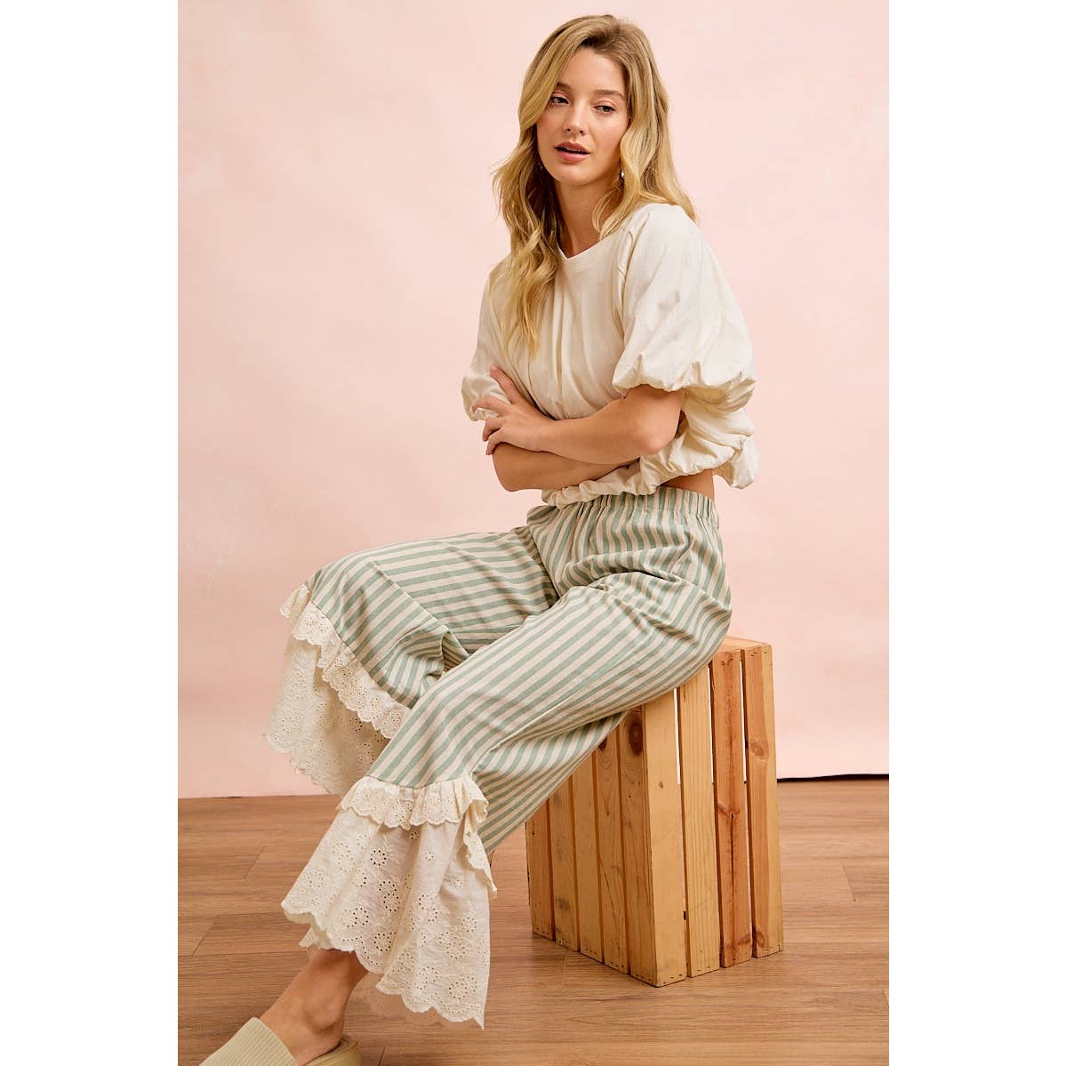 STRIPE WOVEN RUFFLED LACE HEM PANTS WITH SIDE POCKET