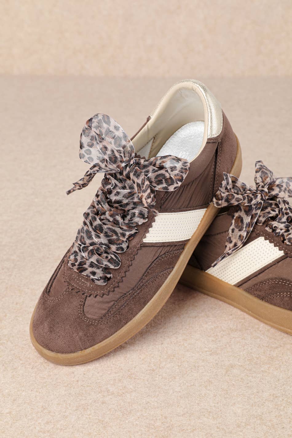 DIXIE SIDE STRAP LACE-UP COURT SNEAKERS