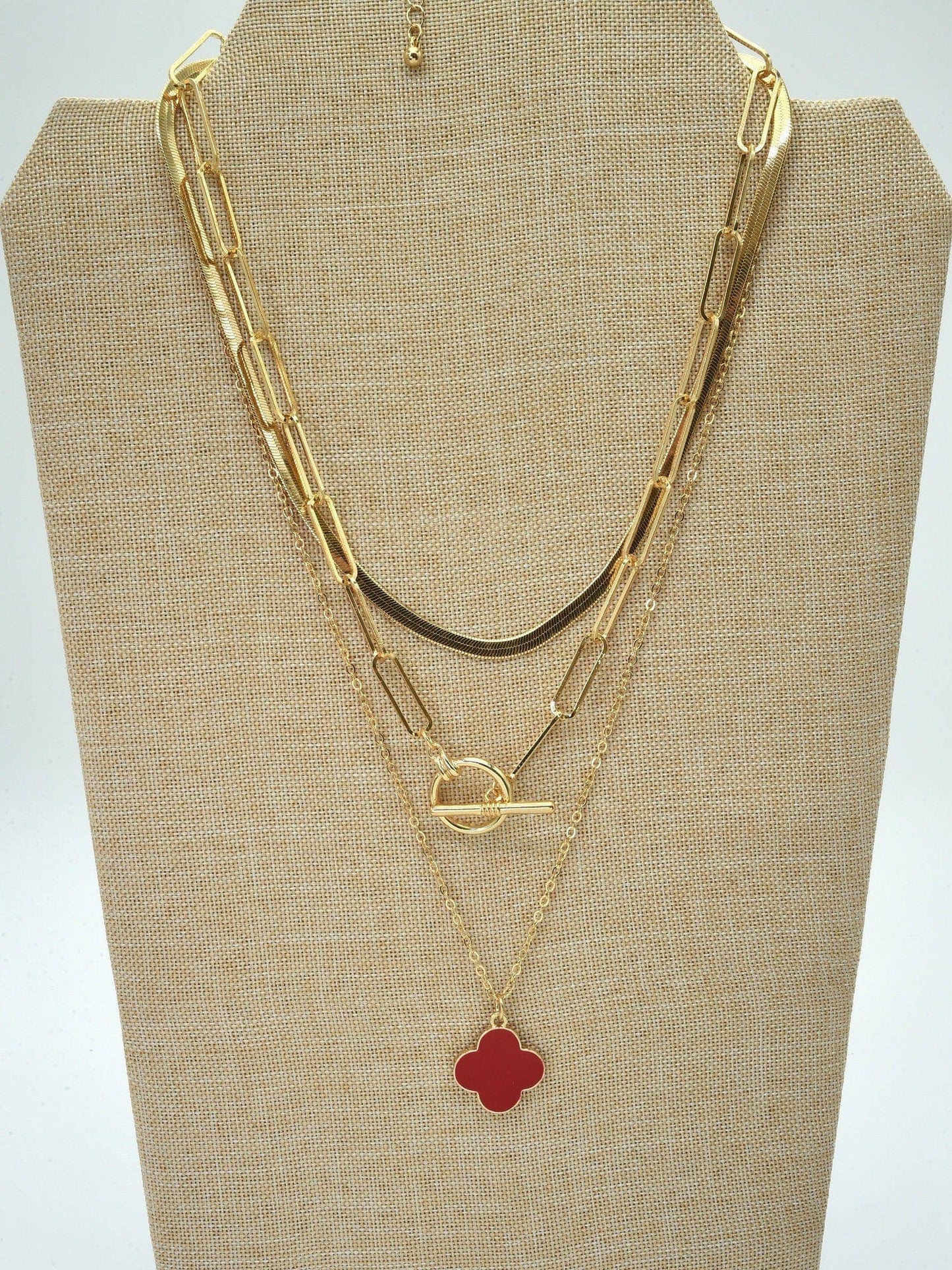 Multi Layered Clover Pendant Necklace