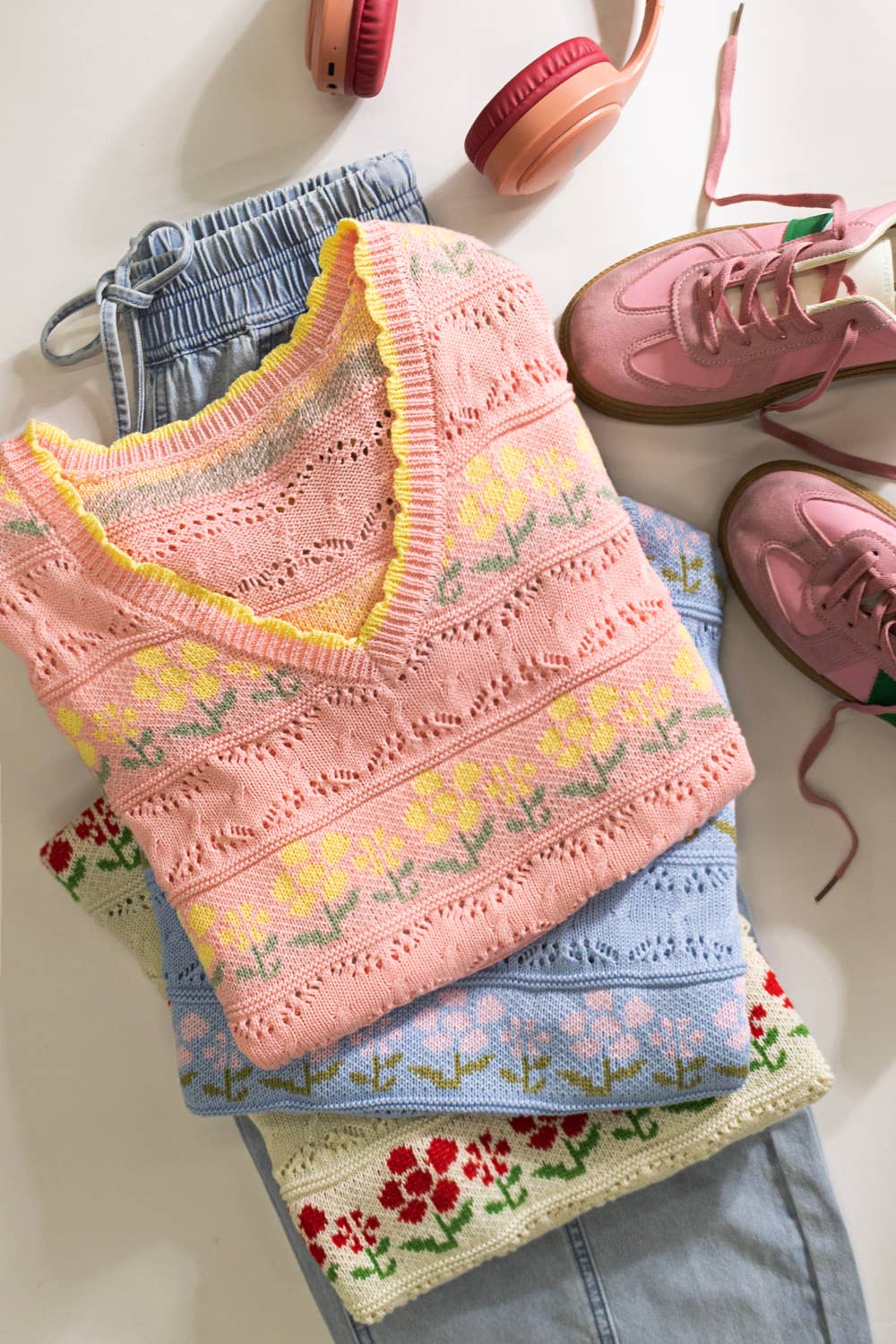 Floral Graphic Knit Sweater Vest