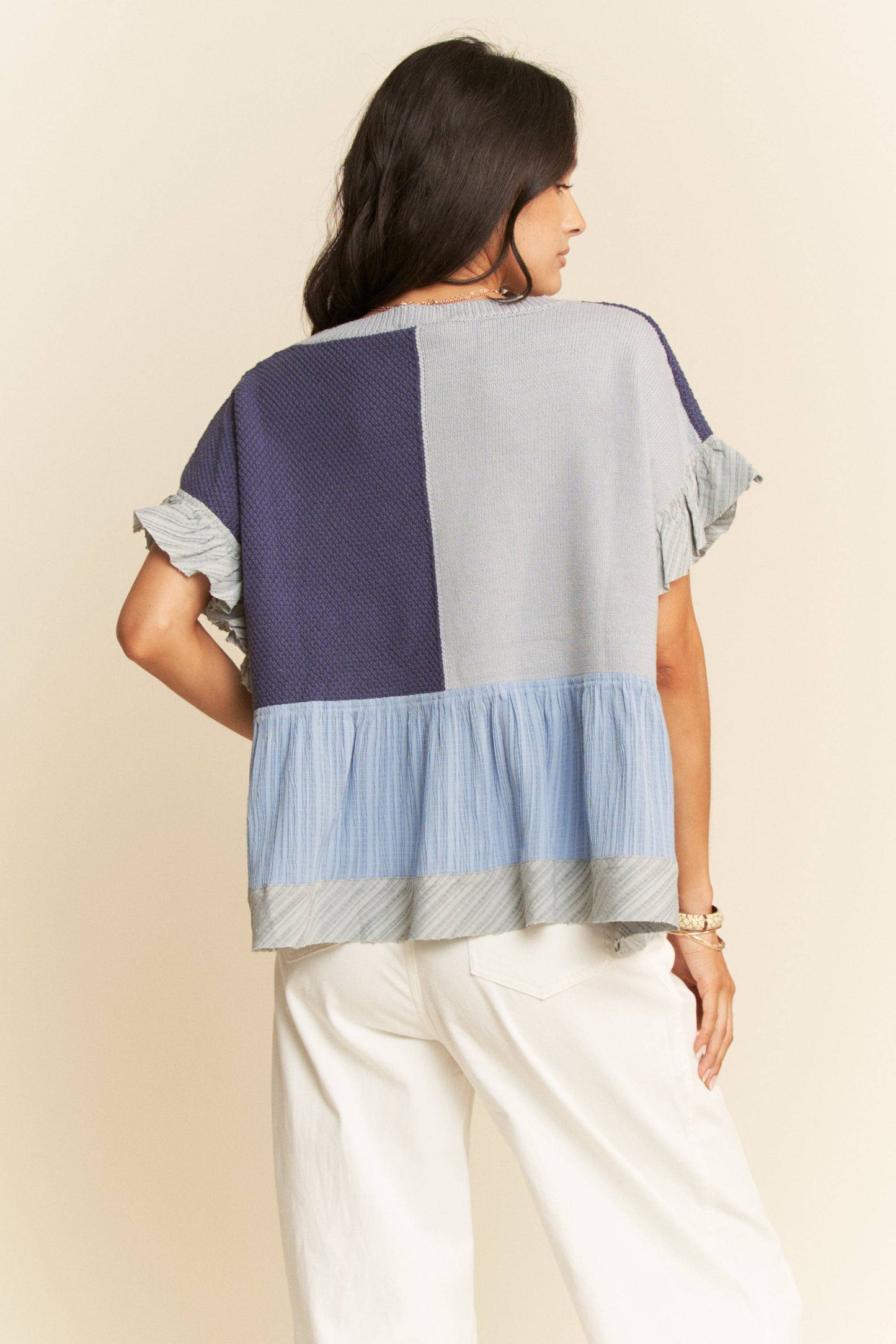 SWEATER TEXTURED FABRIC RUFFLE DETAIL TOP