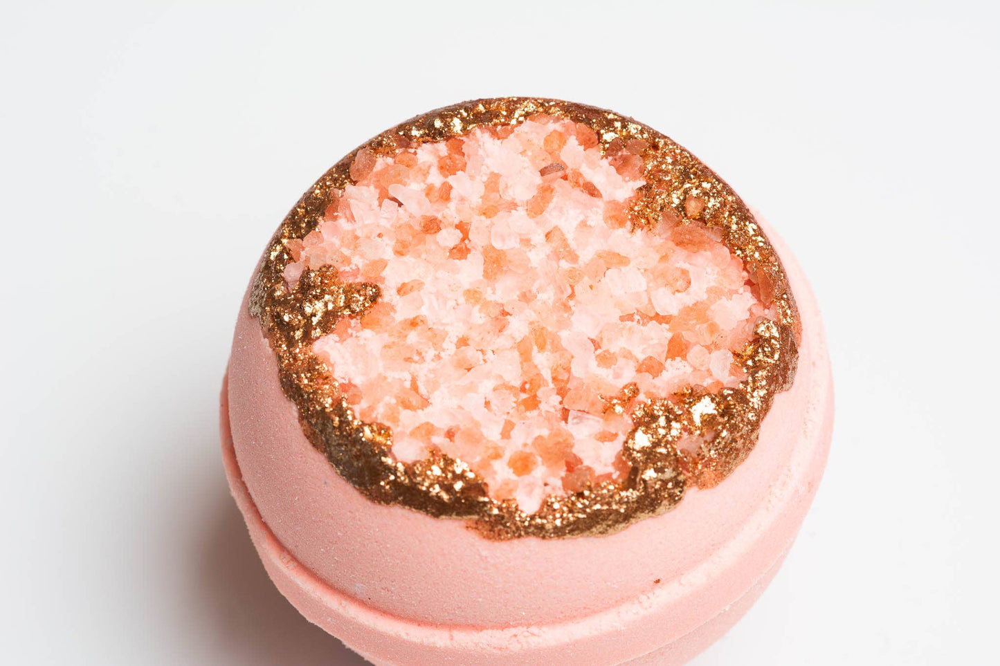 Rose Quartz Crystal Geode Bath Bomb 🎄 Pink Christmas gifts
