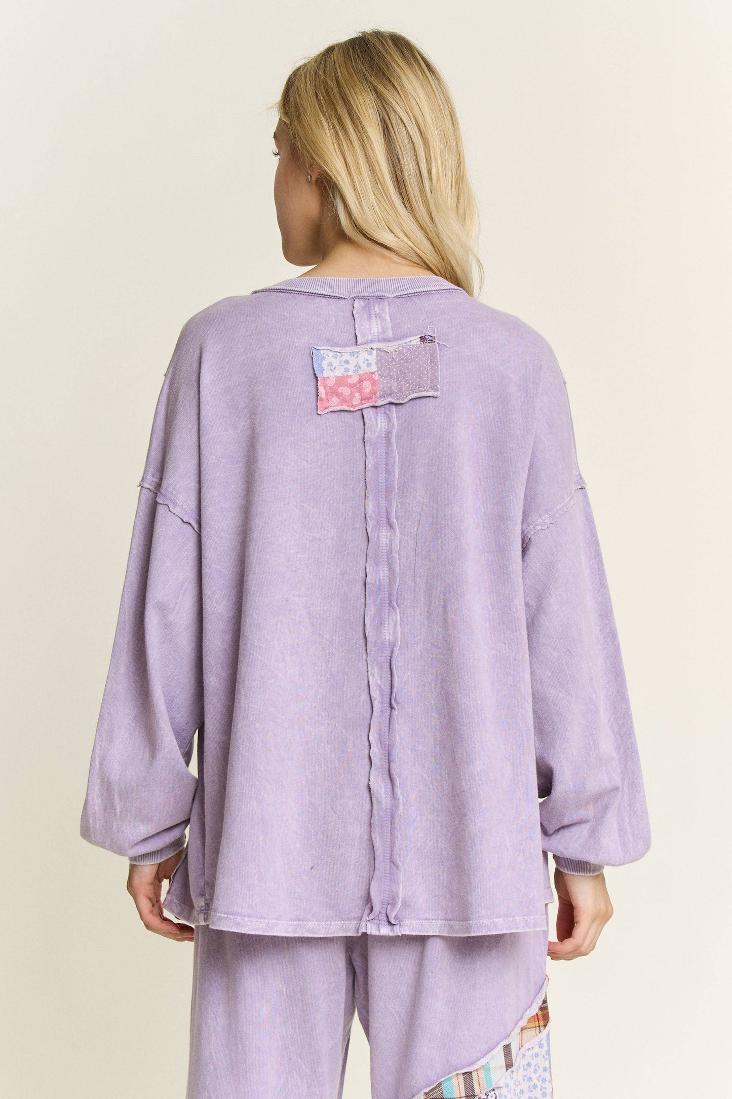 Mineral Washed Patch Daisy Longsleeve