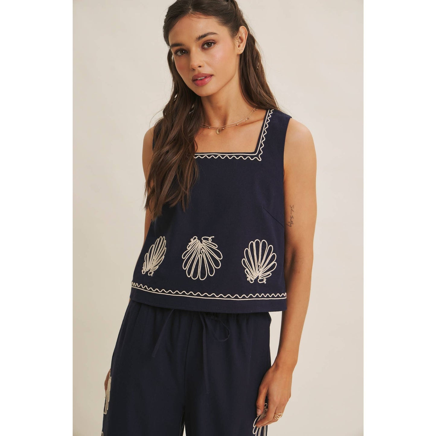 LUXURY COASTAL SEASHELL EMBROIDERED TOP