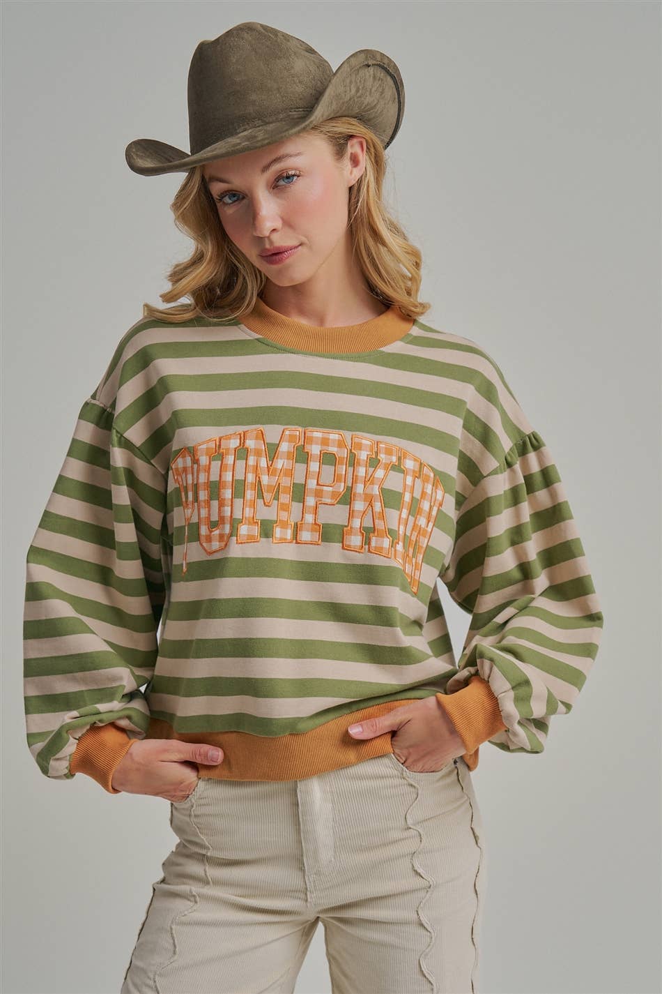 THANKSGIVING TOP WITH PUMPKIN