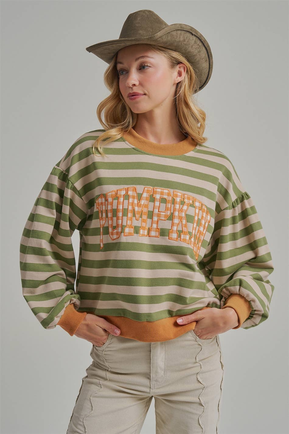 THANKSGIVING TOP WITH PUMPKIN