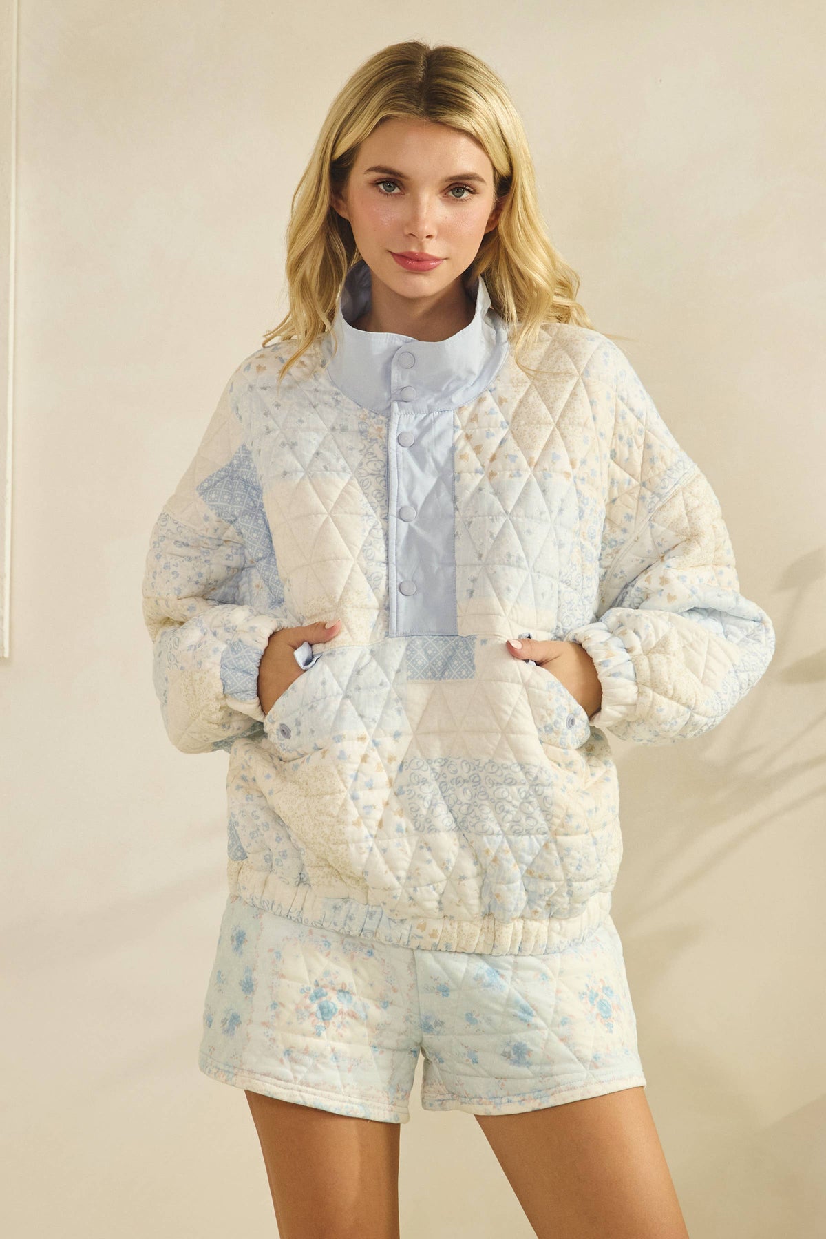 Textured Contrast Printed Pullover