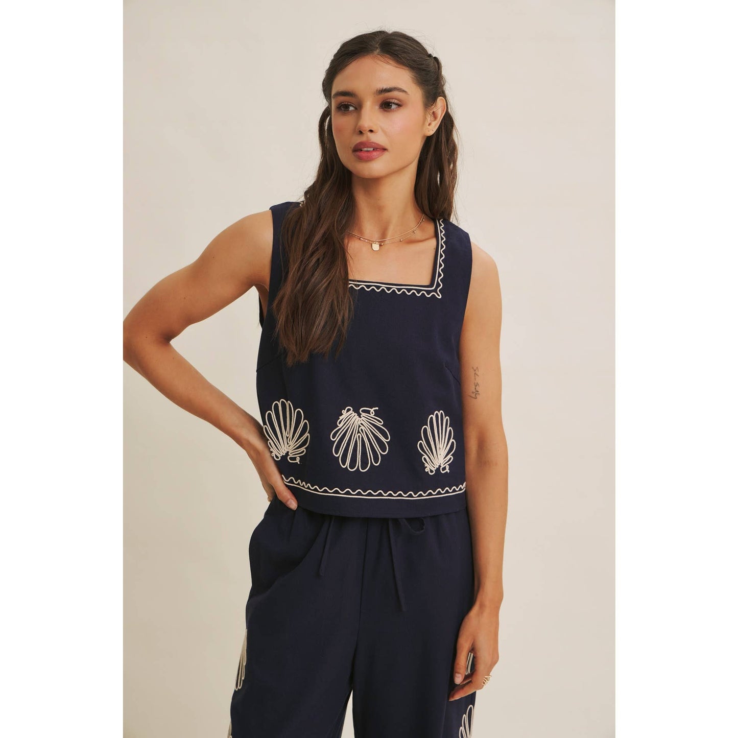 LUXURY COASTAL SEASHELL EMBROIDERED TOP