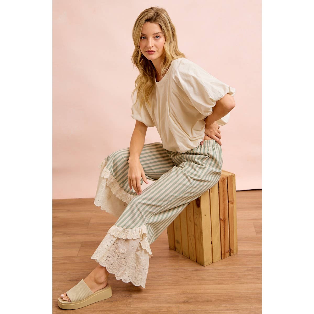 STRIPE WOVEN RUFFLED LACE HEM PANTS WITH SIDE POCKET