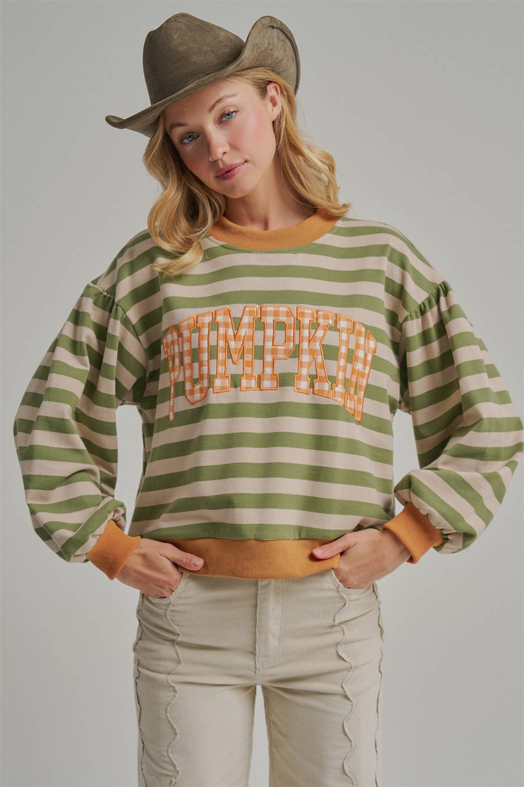 THANKSGIVING TOP WITH PUMPKIN