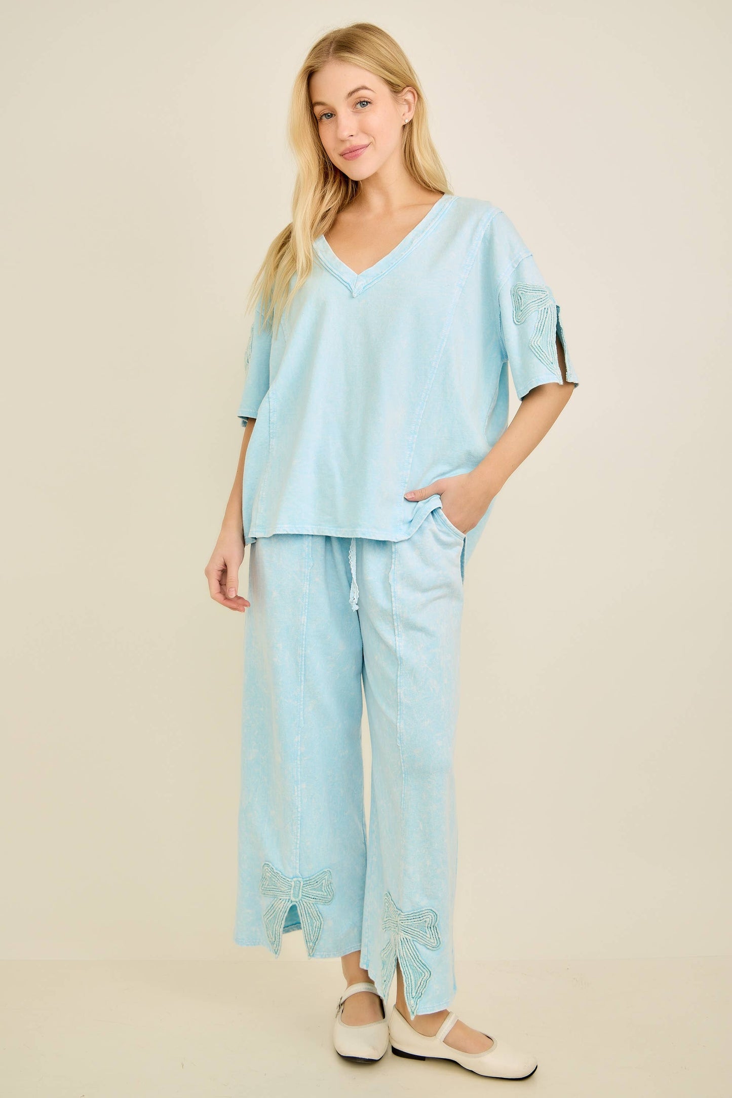 Mineral Washed Cute Bow trim Slit Pants