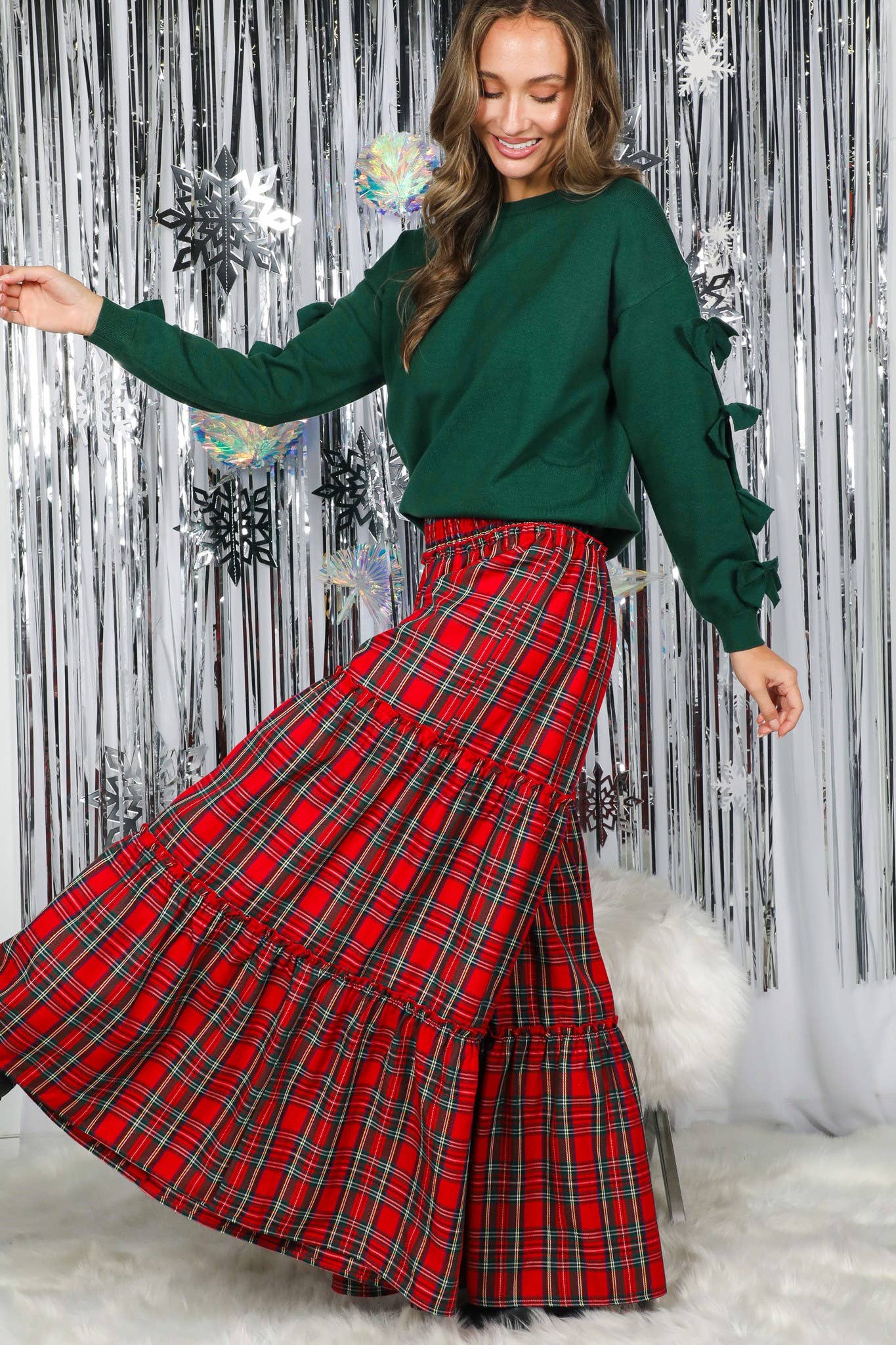 Bow Embellished Crew Neck Knit Sweater
