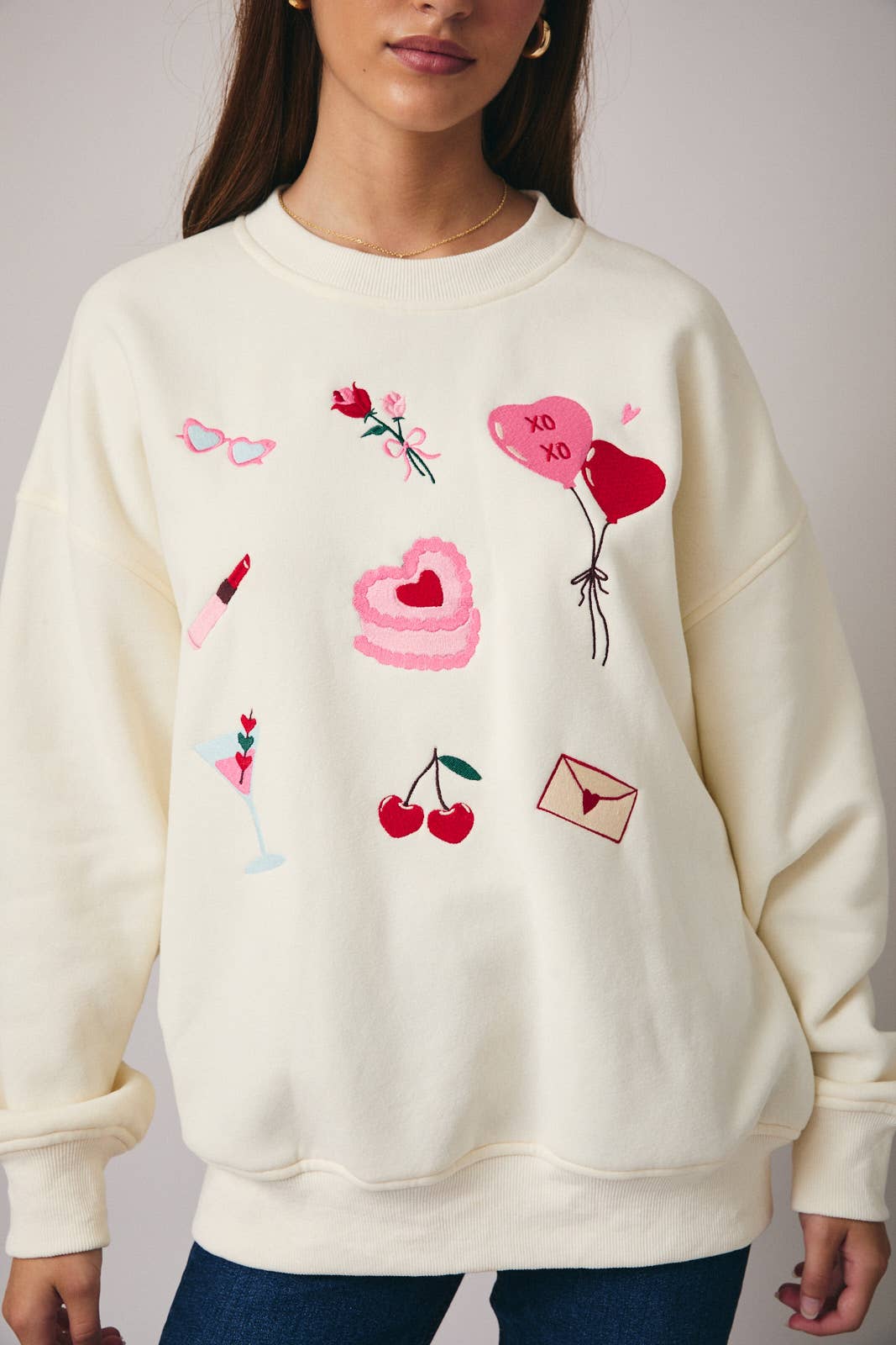 ROUND NECK Valentine Embroidered Sweatshirt