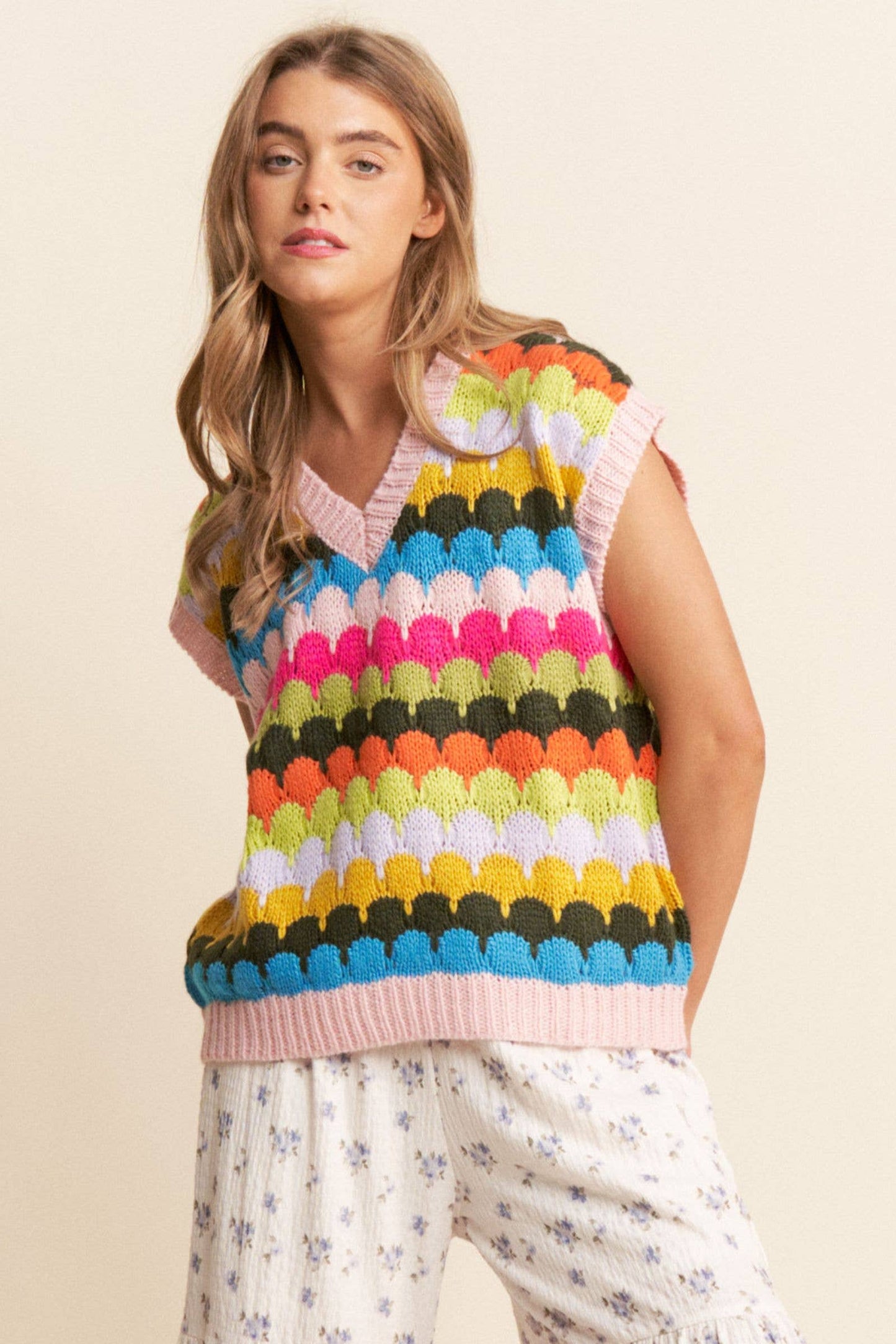 Mulitcolor Fish Scales Design Knit Vest  S-L