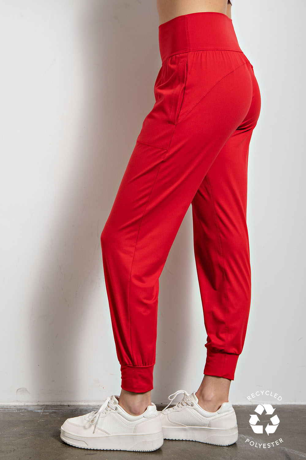 BUTTER SOFT JOGGERS WITH POCKETS