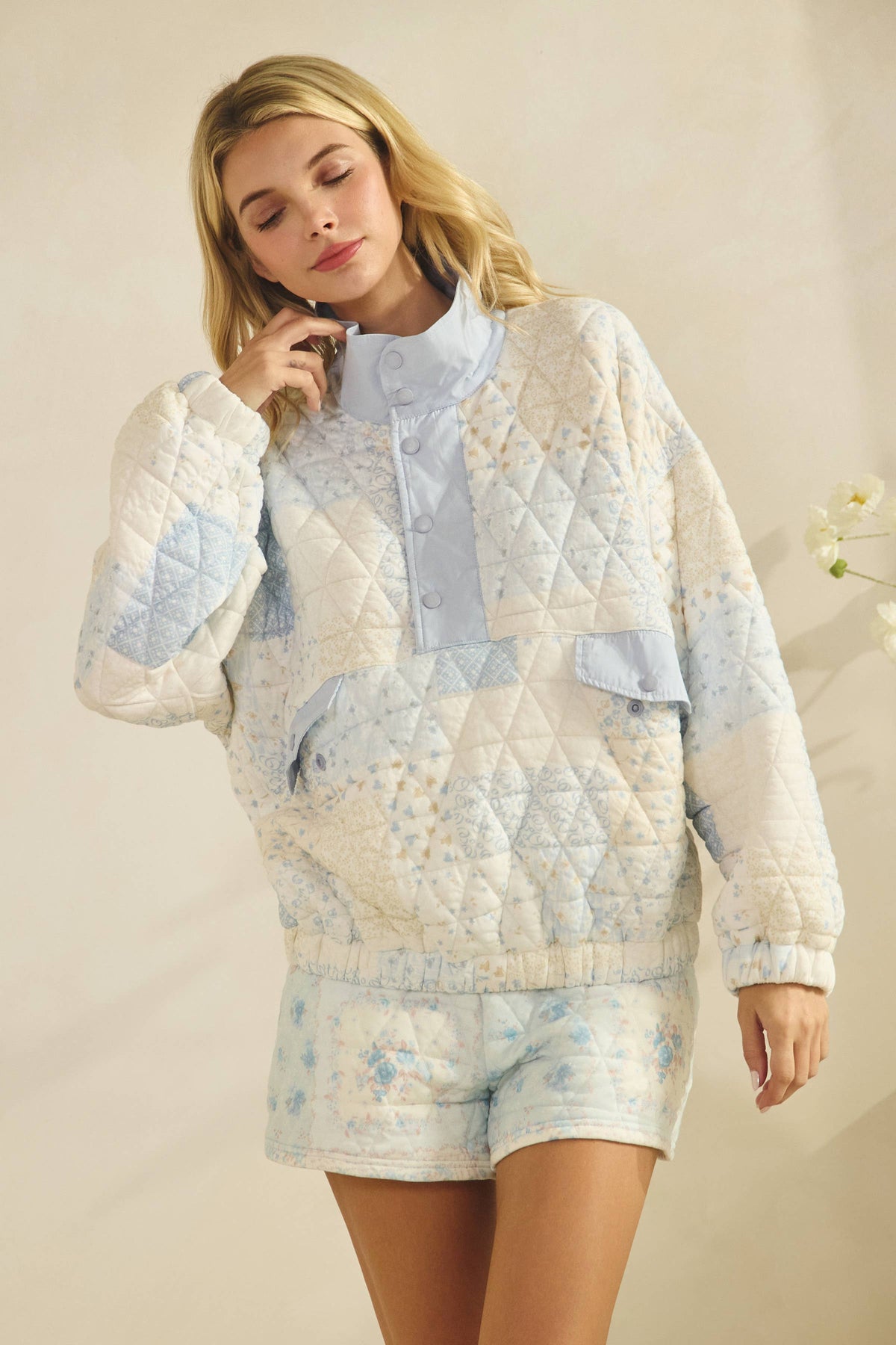 Textured Contrast Printed Pullover
