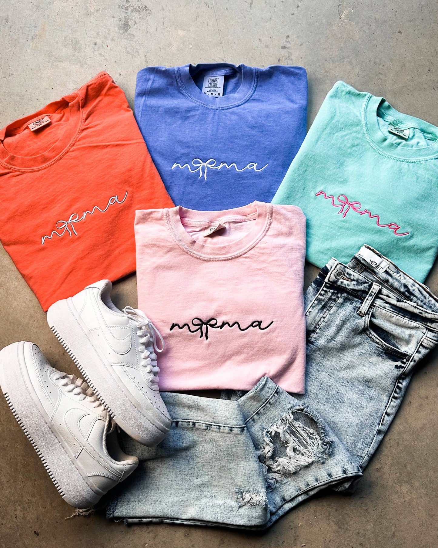 Mama Bow Blue Embroidery Graphic Tee