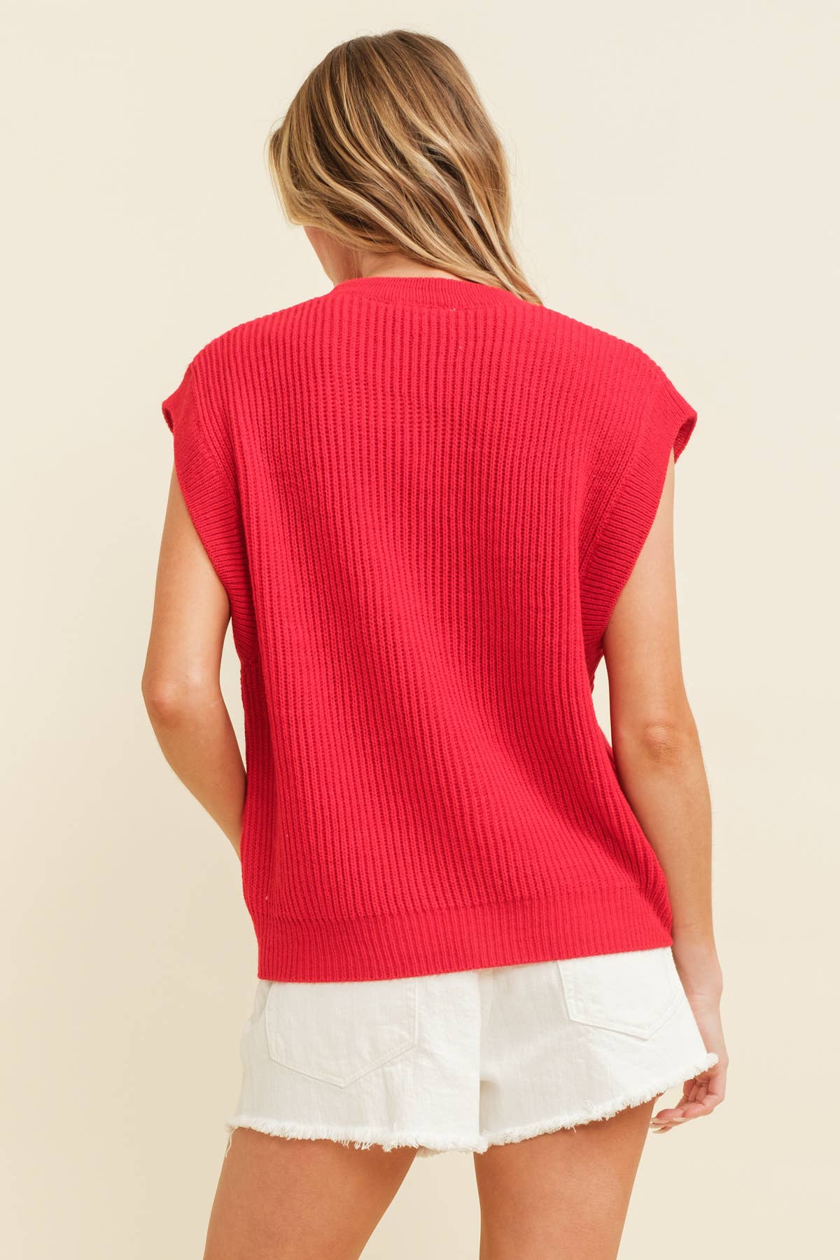 BULLDOGS EMBROIDERED SLEEVELESS SWEATER TOP
