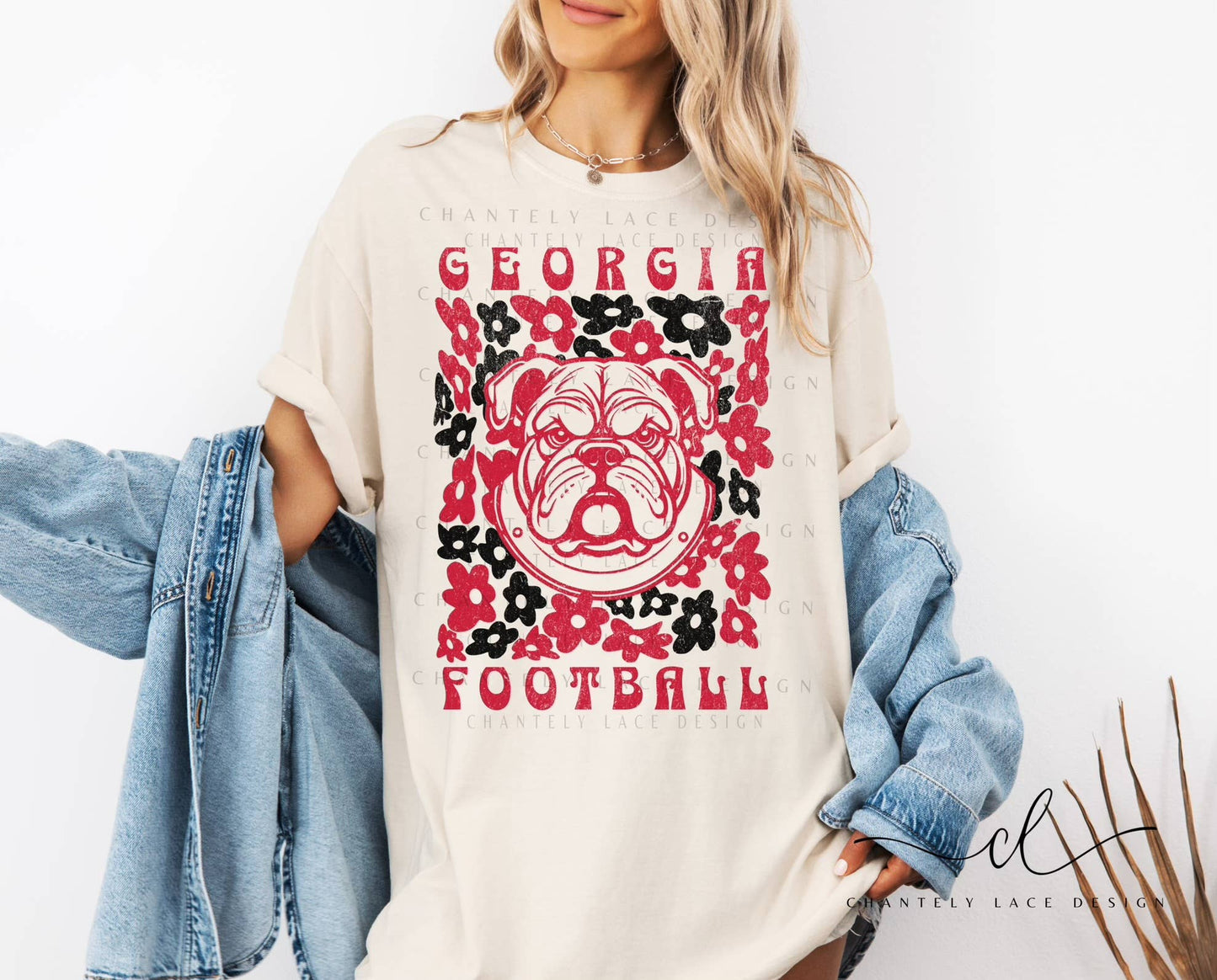 Georgia Dogs Retro Groovy Tee