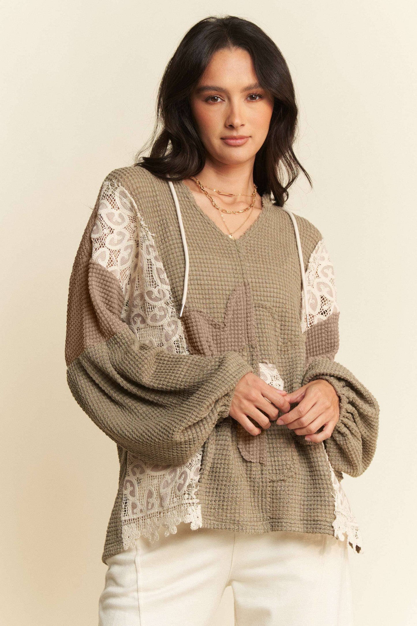 HOODIE OVERSIZED KNNIT TOP WITH FLOWER PATCH