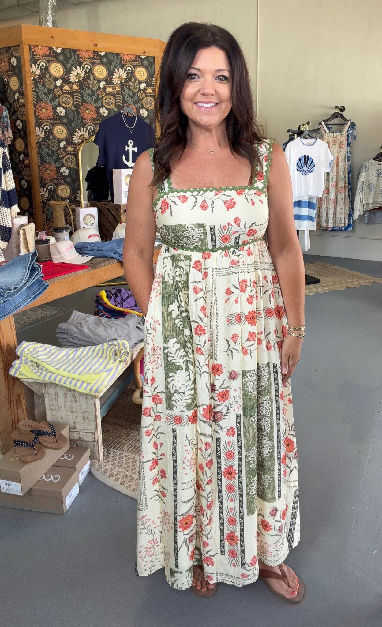 TROPICAL MAXI TIERED DRESS