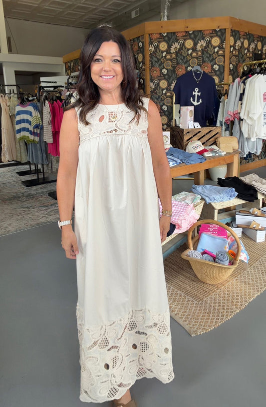 BOHO MAXI DRESS WITH LACE DETAILS