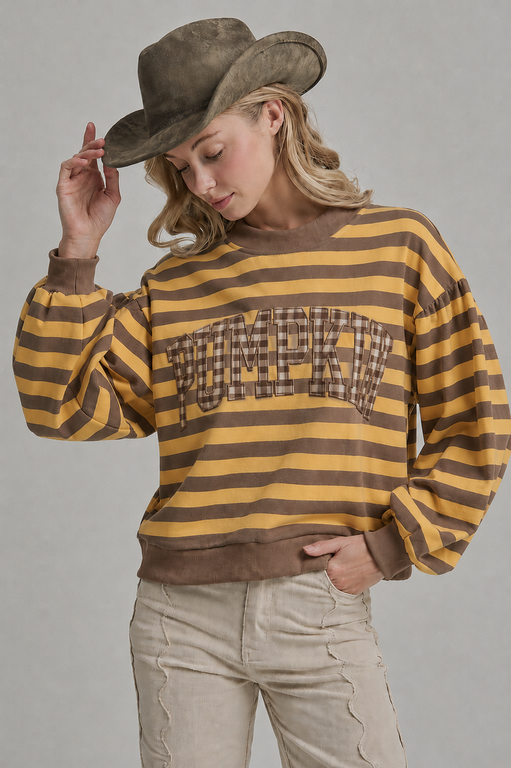 THANKSGIVING TOP WITH PUMPKIN