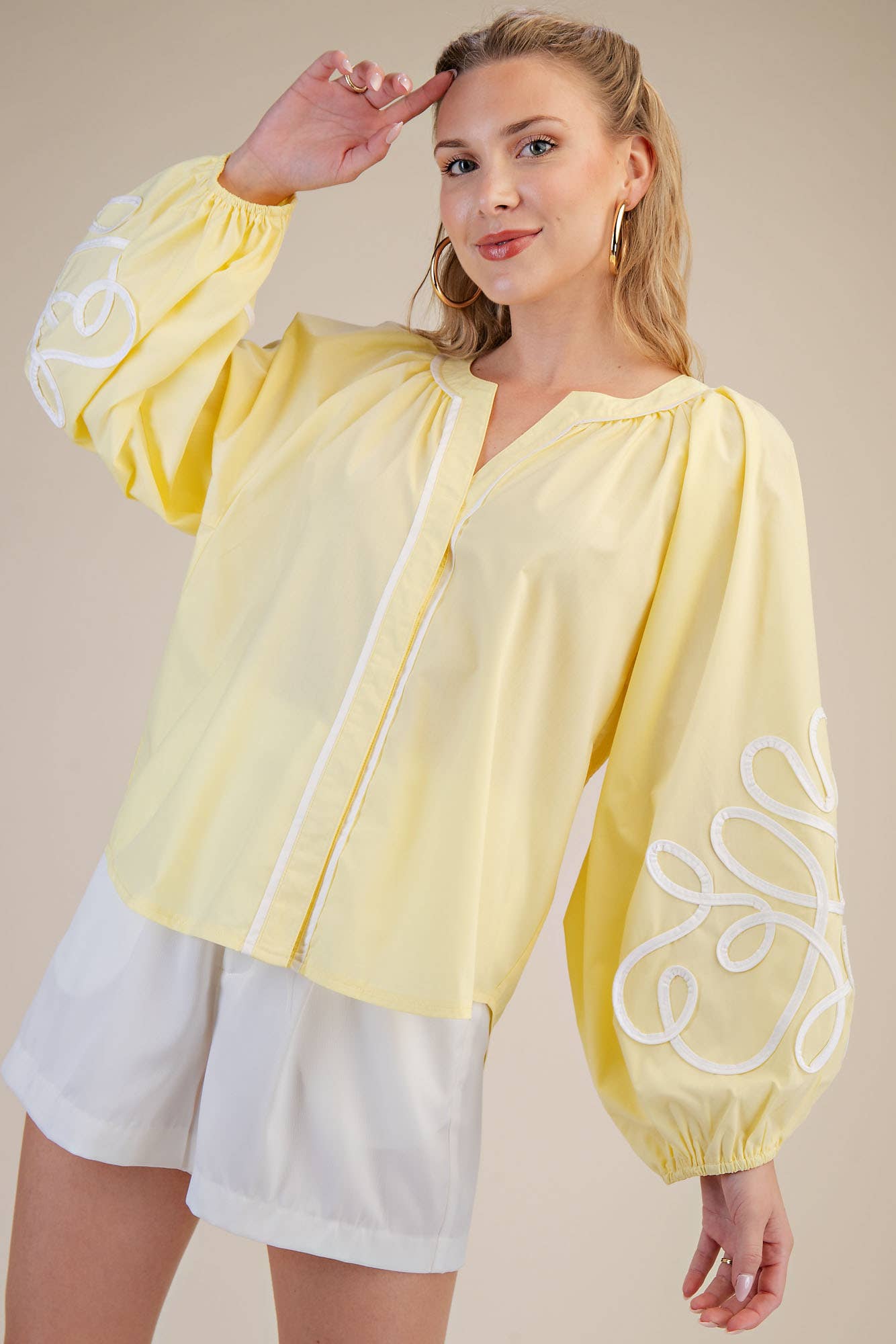Soutache Contrast Detail Puff Sleeve Blouse