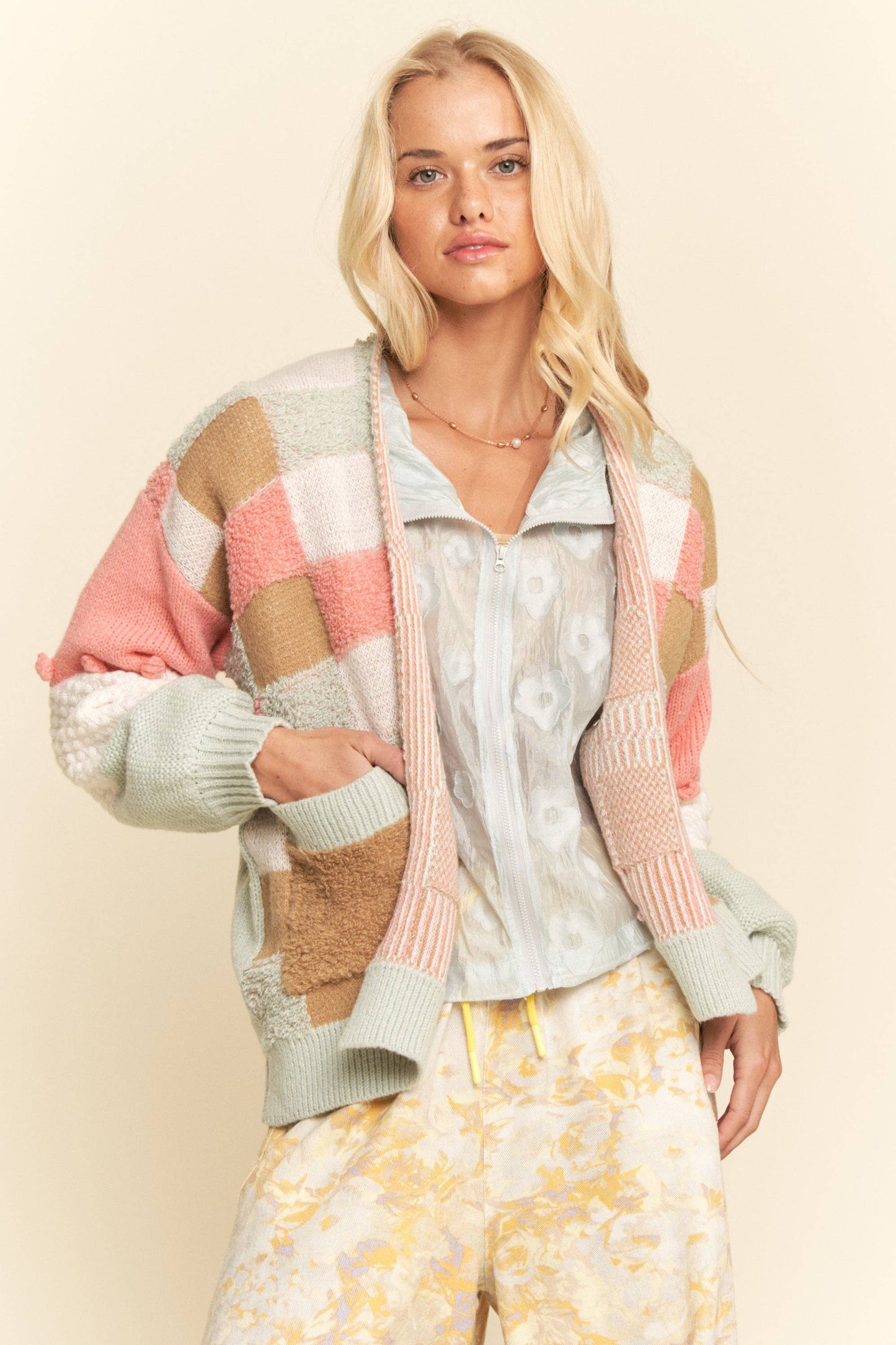 LONG SLEEVE PATCHWORK CARDIGAN FRONT ZIPPER