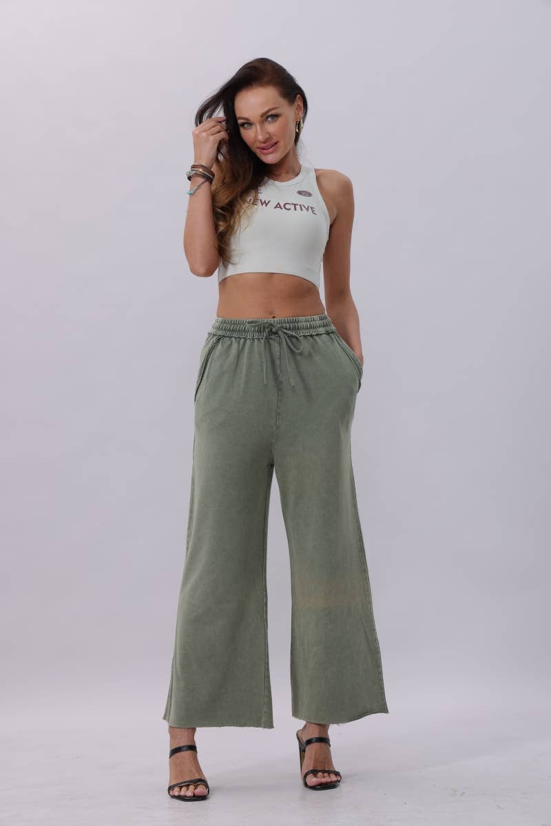 Acid Wash Wide-Leg Sweatpants – Relaxed Fit with Raw Hem