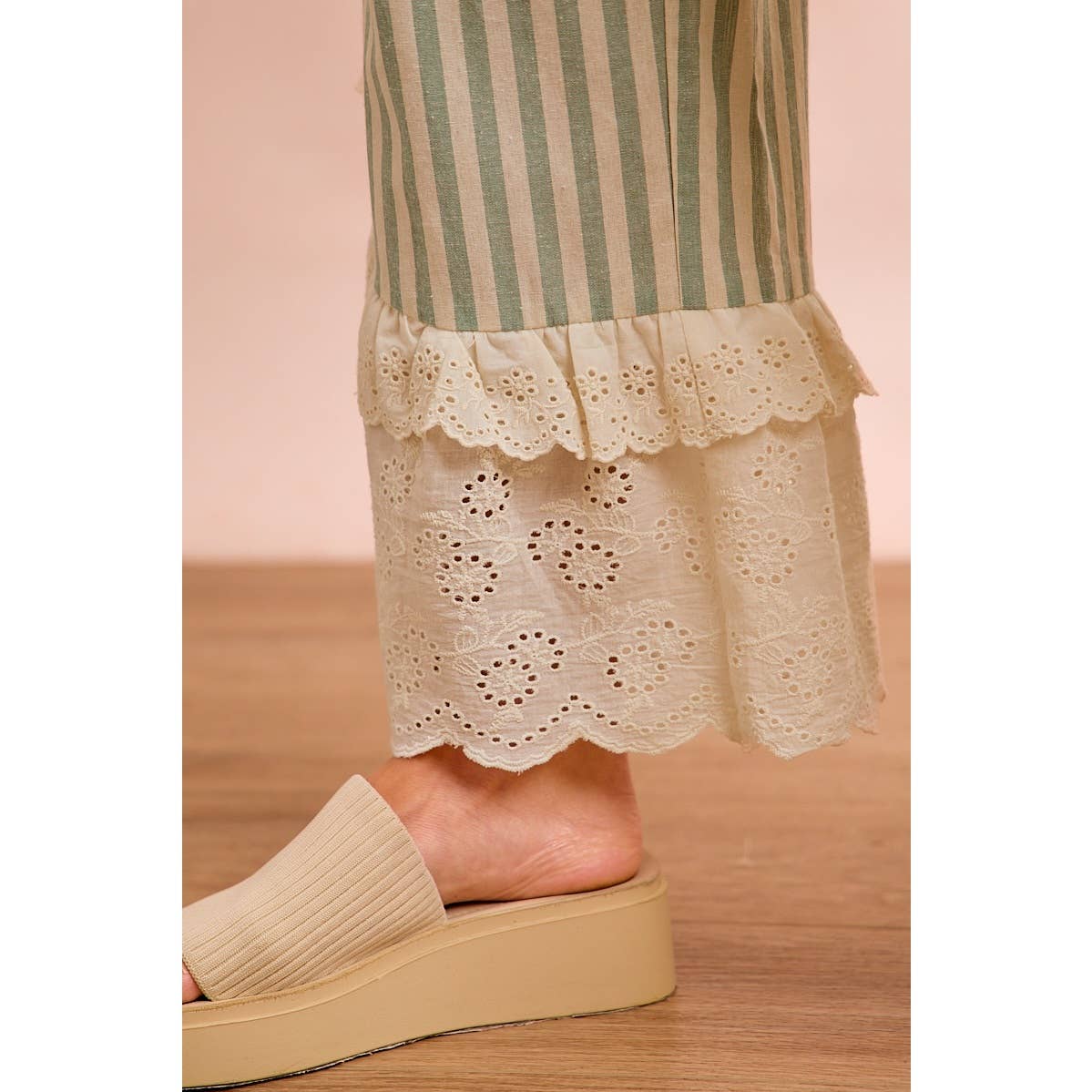 STRIPE WOVEN RUFFLED LACE HEM PANTS WITH SIDE POCKET