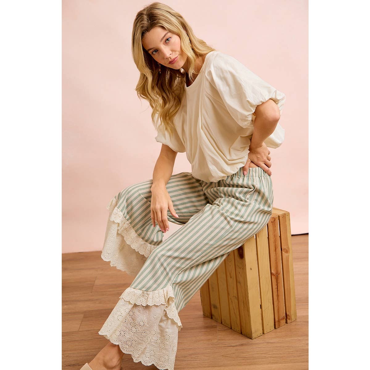 STRIPE WOVEN RUFFLED LACE HEM PANTS WITH SIDE POCKET