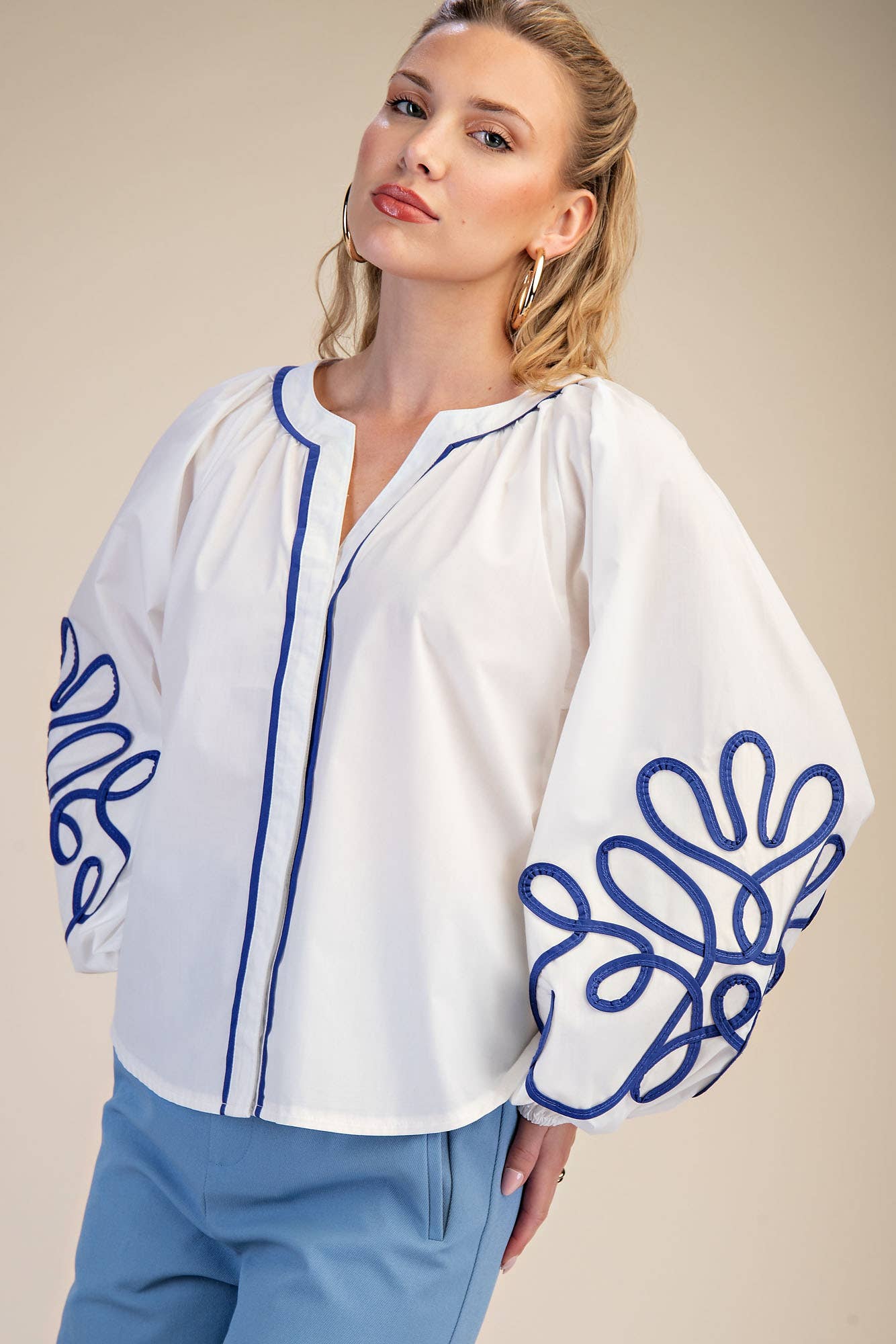 Soutache Contrast Detail Puff Sleeve Blouse
