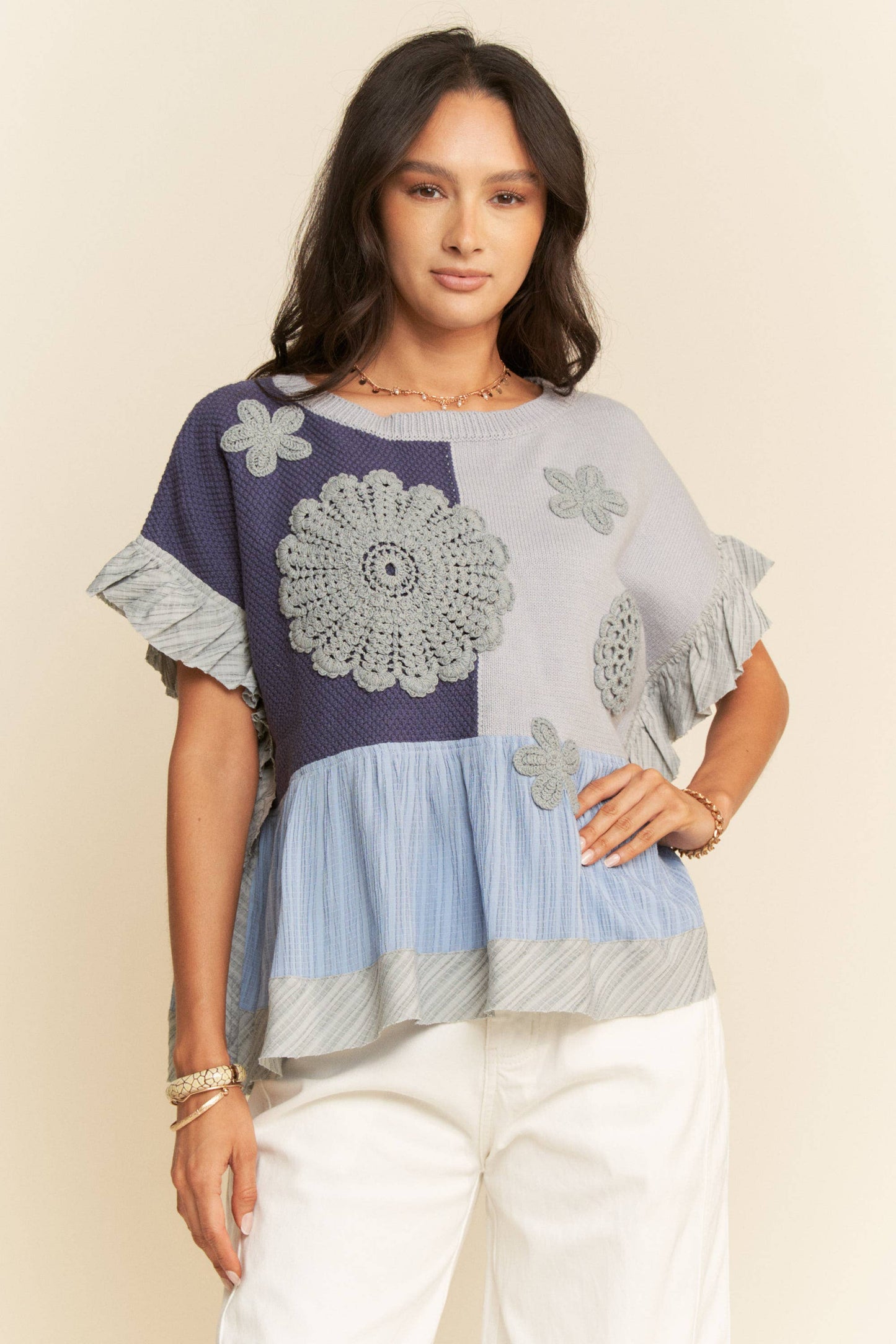 SWEATER TEXTURED FABRIC RUFFLE DETAIL TOP