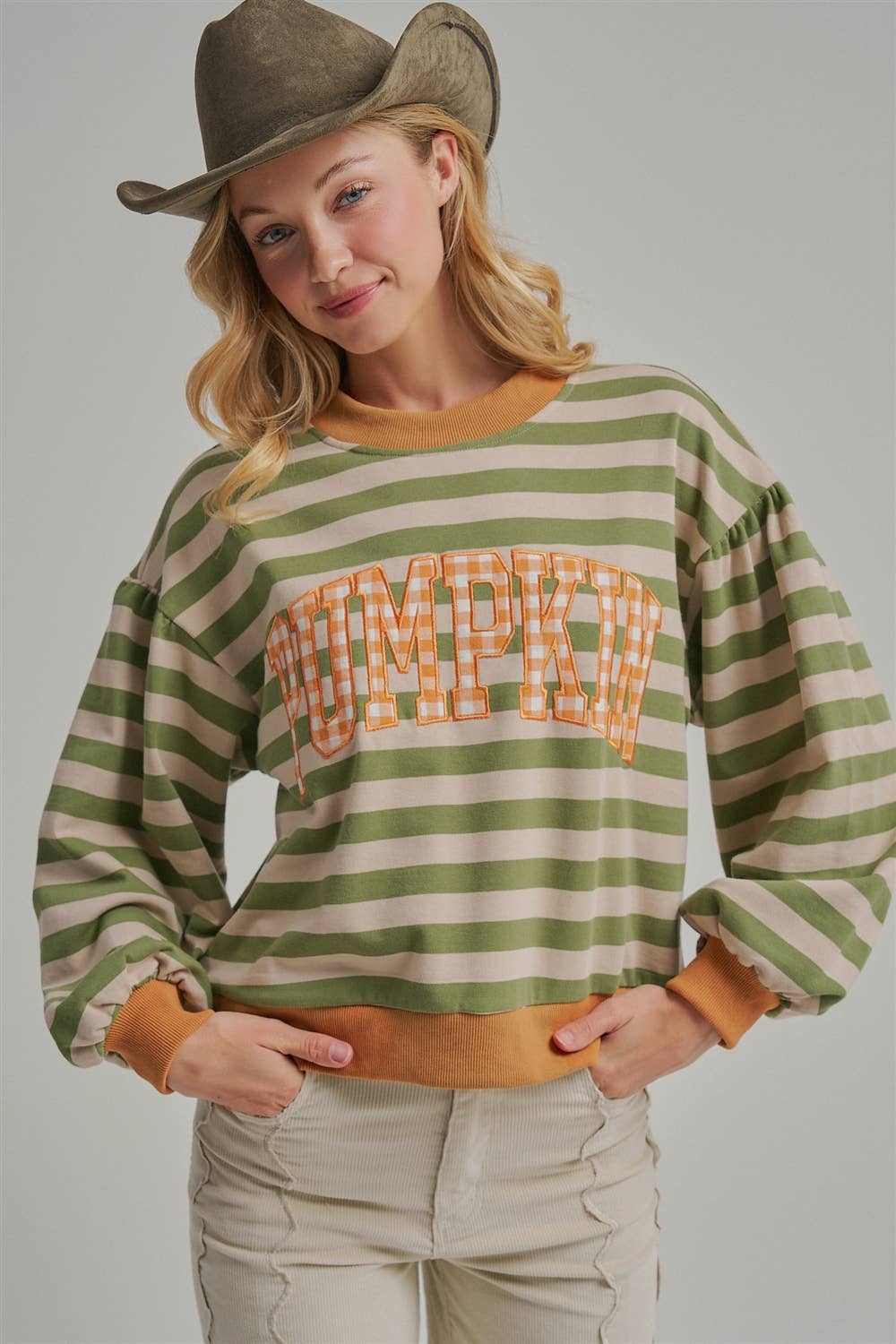 THANKSGIVING TOP WITH PUMPKIN