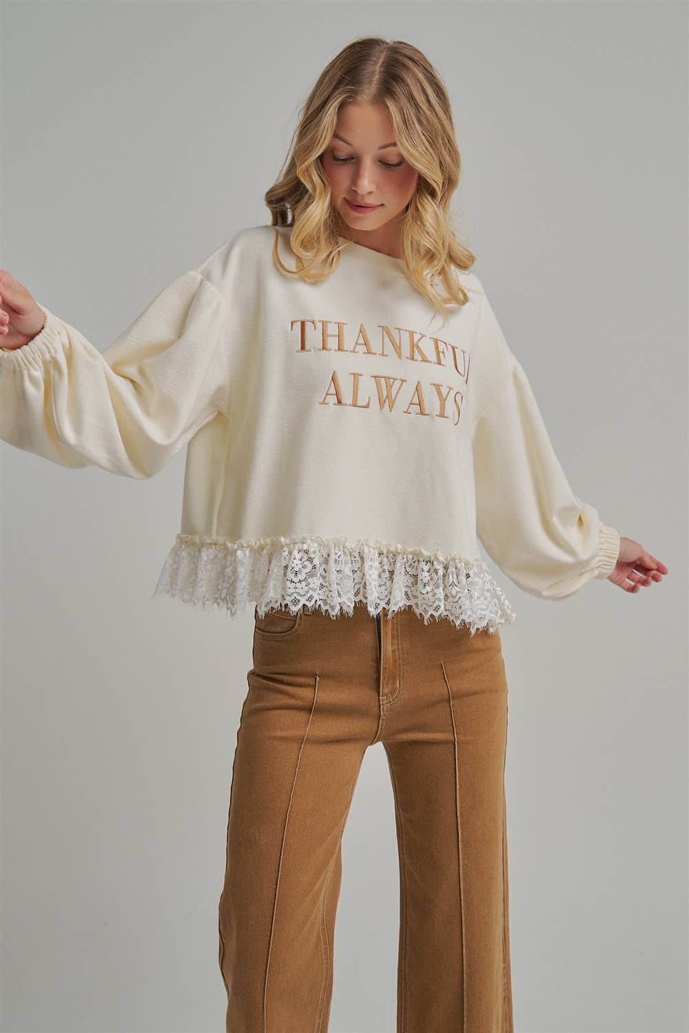 THANKFUL ALWAYS EMBROIDERED THANKSGIVING TOP